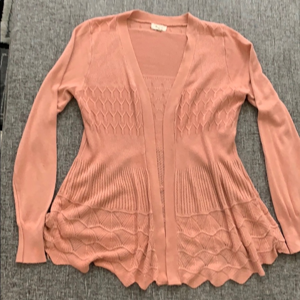 Open cardigan with designs